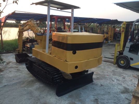 ขายรถแบคโฮ Nissan n20