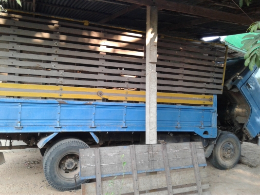 ราคาตามนี้เลยนะครับสนใจค่อยต่อรองกันครับขายครับรถแรงๆNPRวางเครื่อง125แรงม้าลงเล่มเรียบร้อยครับ