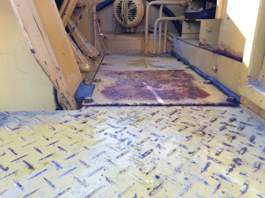 รถตัก Komatsu JH30B สภาพสวยมาก นำเข้าเองจากญี่ปุ่น ราคาไม่แพงครับ