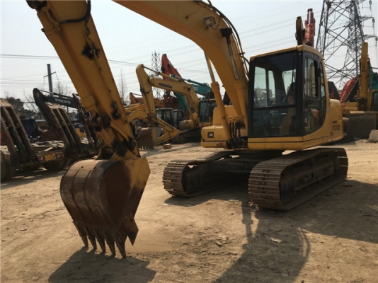 Komatsu    120-6Eรถสวย3011ชั่วโมงรถปี2010