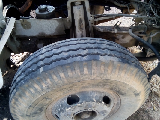 ขาย6ล้อNKR  100   แรงม้า  รถเครื่องพัง/เล่มพร้อมโอน