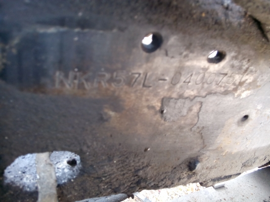 ขาย6ล้อNKR  100   แรงม้า  รถเครื่องพัง/เล่มพร้อมโอน