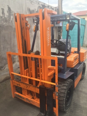 ขายรถ toyota รุ่น 5 ดีเซล ขนาด 3.5 ตัน เกียร์ ธรรมดา