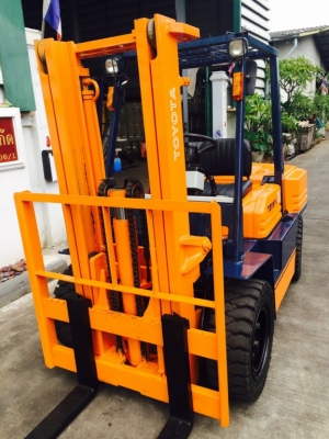 ขายรถ toyota รุ่น 5 ดีเซล ขนาด 3.5 ตัน เกียร์ ธรรมดา