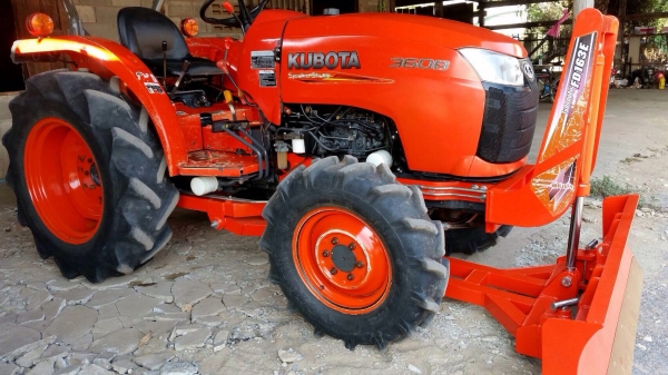 ขาย L3608 4WD รถสีเดิม พร้อมใบมีด+ผาน6 ตราช้าง