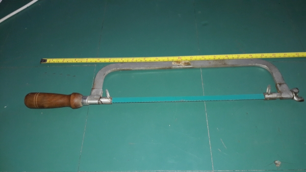ขายเลื่อยเหล็กงานเก่าเยอรมันด้ามไม้รุ่นเก่าสวยมาจากตู้สินค้าเยอรมัน