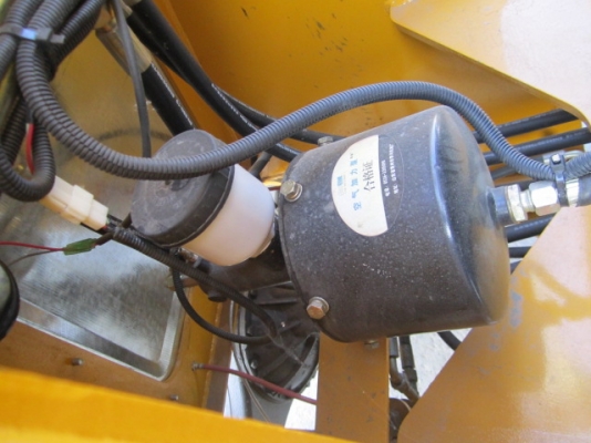 ขายรถตักล้อยาง เอวอ่อน LEICESTER