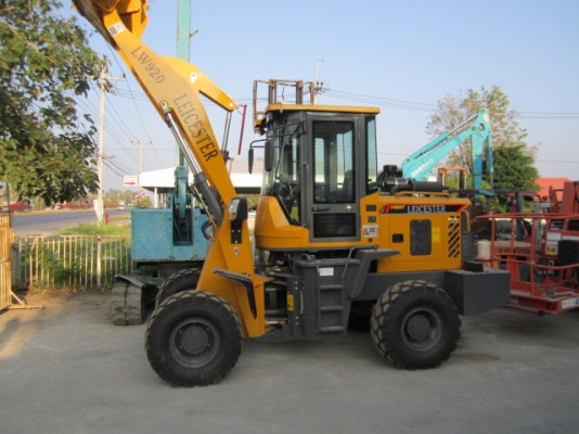 ขายรถตักล้อยาง เอวอ่อน LEICESTER