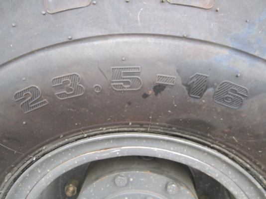 ขายรถตักล้อยาง เอวอ่อน LEICESTER