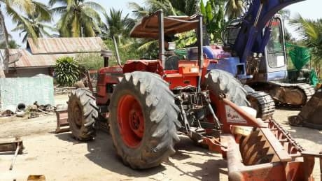 KUBOTA M9000 KUBOTA M9000