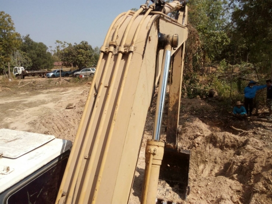 ขายKOMATSU PC200-5 บอดี้ ช่วงล่าง เครื่อง ปั้ม สภาพดี พร้อมใช้งาน เอกสารซื้อขาย ถ่ายภาพตอนรถทำงาน อยู่ศรีสะเกต 445,000บ. สนใจ 0835601591 หรือ 0903494058 ขายKOMATSU PC200-5 บอดี้ ช่วงล่าง เครื่อง ปั้ม สภาพดี พร้อมใช้งาน เอกสารซื้อขาย ถ่ายภาพตอนรถทำงาน อยู่ศรีสะเกต 445,000บ. สนใจ 0835601591 หรือ 0903494058