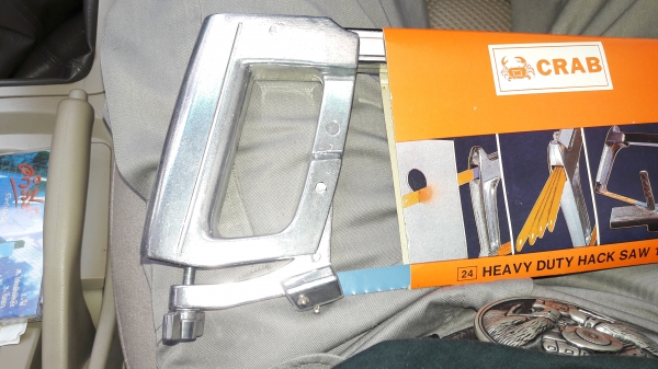ขายเลื่อยเหล็กตราปู ปรับองศาตัดได้3ระดับ ทำจากอลูมิเนียมหนาทั้งตัวCRAB MADE IN TAIWAN.