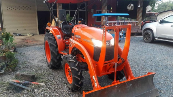 ขายรถไถ L3608 ปี55 ใช้งาน1500ชั่วโมง อุปกรณ์ครบ ดันหน้า ผานหลัง โรตารี่ เอกสารพร้อมโอน ราคา320,000 สนใจโทร 090-8588220คุณนะ 093-3258446คุณบิว หรือเข้าดูสินค้าอื่นๆได้ที่ www.narong2truck.com หรือ www.truck.in.th/498 หรือเพจFacebook ณรงค์ ซื้อขายรถมือสอง ( ขายรถไถ L3608 ปี55 ใช้งาน1500ชั่วโมง อุปกรณ์ครบ ดันหน้า ผานหลัง โรตารี่ เอกสารพร้อมโอน ราคา320,000 สนใจโทร 090-8588220คุณนะ 093-3258446คุณบิว หรือเข้าดูสินค้าอื่นๆได้ที่ www.narong2truck.com หรือ www.truck.in.th/498 หรือเพจFacebook ณรงค์ ซื้อขายรถมือสอง (