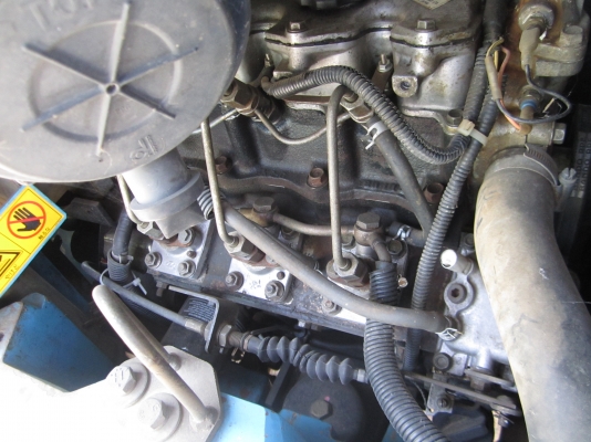 ขายรถแบล็คโฮ HITACHI EX30 ขายรถแบล็คโฮ HITACHI EX30