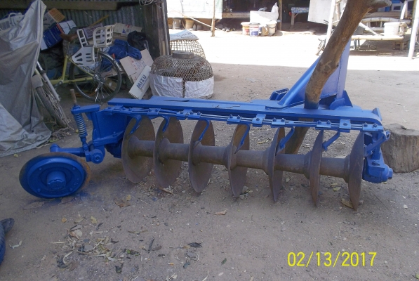 ขายผาน 7 cmt ฃลบุรีเมืองทอง รุ่นใหม่ น้๊อต 4 ตัว ขายผาน 7 cmt ฃลบุรีเมืองทอง รุ่นใหม่ น้๊อต 4 ตัว