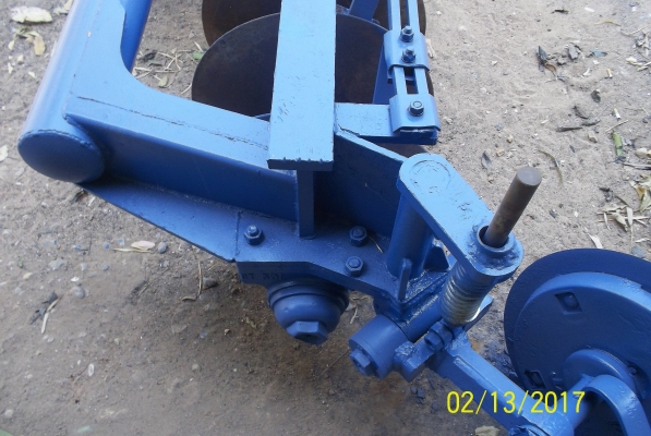 ขายผาน 7 cmt ฃลบุรีเมืองทอง รุ่นใหม่ น้๊อต 4 ตัว ขายผาน 7 cmt ฃลบุรีเมืองทอง รุ่นใหม่ น้๊อต 4 ตัว