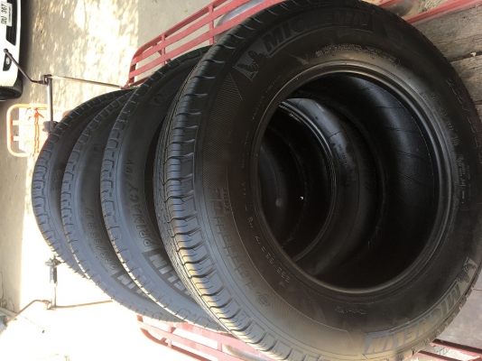 ขายยาง 265/65/17 มิชลิน ปี15 สภาพดีสี่เส้นราคาถูก