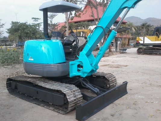 ขายด่วน รถขุดเล็ก ยีห้อ KOBELCO 40SR คอนโทรลน้ำมัน ปั้มนิ้ว เครื่องยนต์ 3TNE88 3สูบ เก่าจากนอก เช็ดสภาพแล้วพร้อมทำงาน ขายราคา460,000 บาท ขายด่วน รถขุดเล็ก ยีห้อ KOBELCO 40SR คอนโทรลน้ำมัน ปั้มนิ้ว เครื่องยนต์ 3TNE88 3สูบ เก่าจากนอก เช็ดสภาพแล้วพร้อมทำงาน ขายราคา460,000 บาท