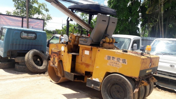 ขายด่วน****รถบด หน้าเหล็ก หลังยาง ขับเคลื่อน2เพลา ยี่ห้อBOMRG รุ่น AC123 เครื่องยนต์ MITSUBISHI K4F เก่าจากนอกขายราคา 320,000 บาท ติดต่อ 089-2619445 ขายด่วน****รถบด หน้าเหล็ก หลังยาง ขับเคลื่อน2เพลา ยี่ห้อBOMRG รุ่น AC123 เครื่องยนต์ MITSUBISHI K4F เก่าจากนอกขายราคา 320,000 บาท ติดต่อ 089-2619445