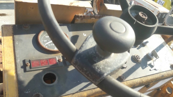 ขายด่วน****รถบด หน้าเหล็ก หลังยาง ขับเคลื่อน2เพลา ยี่ห้อBOMRG รุ่น AC123 เครื่องยนต์ MITSUBISHI K4F เก่าจากนอกขายราคา 320,000 บาท ติดต่อ 089-2619445 ขายด่วน****รถบด หน้าเหล็ก หลังยาง ขับเคลื่อน2เพลา ยี่ห้อBOMRG รุ่น AC123 เครื่องยนต์ MITSUBISHI K4F เก่าจากนอกขายราคา 320,000 บาท ติดต่อ 089-2619445