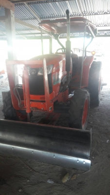 ขายดาวน์ รถไถ L 4708  SP  อุปกร 3 ชิ้น ปี 57  1400 ซ.ม 170000 เหลือ 4 ปีละ  135000  บาท   ดูรถที วันทูคอล 098 6683-479 dtac 094 283-9369 สิทธิ์ คับ