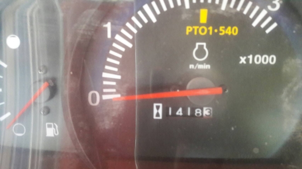 ขายดาวน์ รถไถ L 4708  SP  อุปกร 3 ชิ้น ปี 57  1400 ซ.ม 170000 เหลือ 4 ปีละ  135000  บาท   ดูรถที วันทูคอล 098 6683-479 dtac 094 283-9369 สิทธิ์ คับ