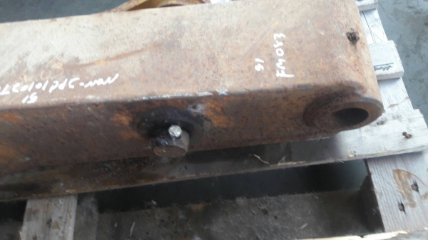 ตัวต่อปลายอาร์ม ใช้สำหรับรถขุดขนาด60 รูสลัก50มิล ตัวยาวต่อได้ 1เมตร ตัวสั้นต่อได้80 cm ของเก่าจากนอก ยังไม่เคยใช้งานในไทย ขายราคาถูก 20,000 บาท ตัวต่อปลายอาร์ม ใช้สำหรับรถขุดขนาด60 รูสลัก50มิล ตัวยาวต่อได้ 1เมตร ตัวสั้นต่อได้80 cm ของเก่าจากนอก ยังไม่เคยใช้งานในไทย ขายราคาถูก 20,000 บาท