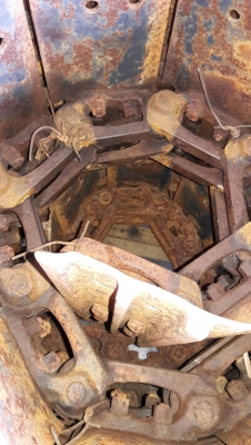 โซ่เหล็กใช้สำหรับ รถขุด4-5ตัน เช่น KOMATSU,YANMAR,KOBELCO ของเก่าจากนอก แข็งแรงทน มี40ข้อ ขายราคา50,000 บาท โซ่เหล็กใช้สำหรับ รถขุด4-5ตัน เช่น KOMATSU,YANMAR,KOBELCO ของเก่าจากนอก แข็งแรงทน มี40ข้อ ขายราคา50,000 บาท