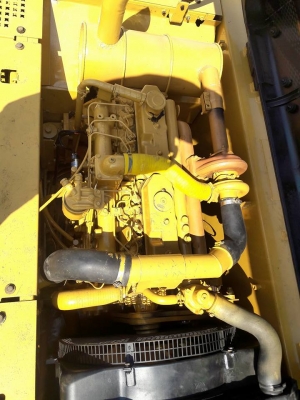 ขายรถแบคโฮ CAT 320 V2 สภาพดี พร้อมใช้งาน รุ่นนี้ใช้งานไม่ค่อยมีปัญหาจุกจิก