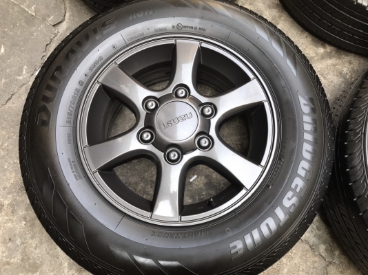 ล้อแม็ก ISUZU D-MAX Platinum พร้อมยาง 205-70-15 Bridgestone ปี 15 ล้อแม็ก ISUZU D-MAX Platinum พร้อมยาง 205-70-15 Bridgestone ปี 15
