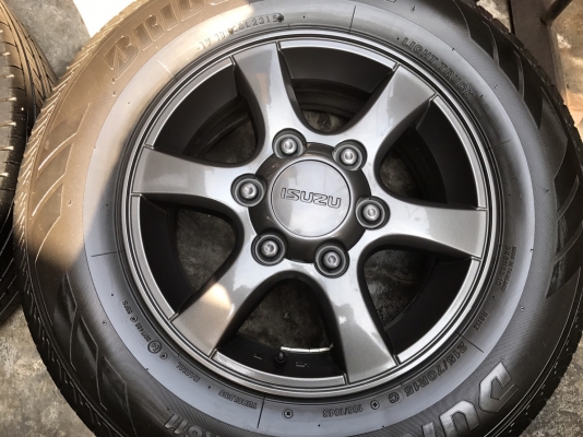 ล้อแม็ก ISUZU D-MAX Platinum พร้อมยาง 205-70-15 Bridgestone ปี 15 ล้อแม็ก ISUZU D-MAX Platinum พร้อมยาง 205-70-15 Bridgestone ปี 15