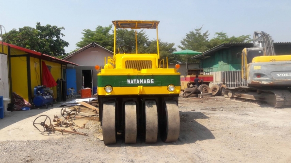 รถบดล้อยาง9ล้อ WATANABE WP902B ระบบฉีดน้ำพร้อม เอกสารเล่มทะเบียน รถบดล้อยาง9ล้อ WATANABE WP902B ระบบฉีดน้ำพร้อม เอกสารเล่มทะเบียน