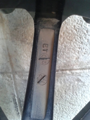 ขอบ20นิ้ว6รู ชุดนี้ ราคา 8300 บาท