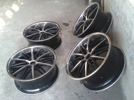 ขอบ20นิ้ว6รู ชุดนี้ ราคา 8300 บาท