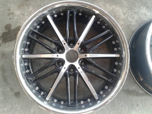 ขอบ20นิ้ว6รู ชุดนี้ ราคา 8300 บาท