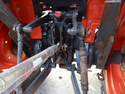 คูโบต้า L3008DT 4 WD ใบมีดช้าง  เล่มทะเบียนพร้อม