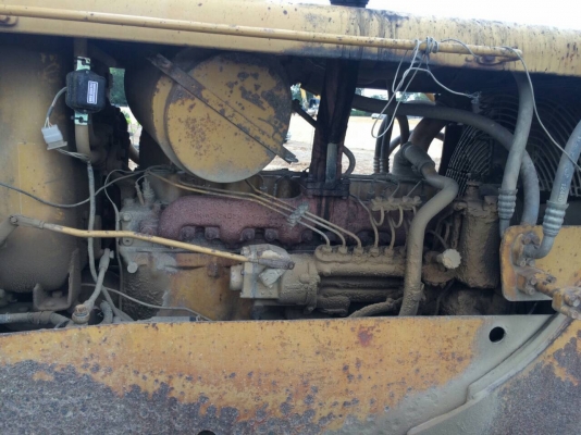 ขายรถแทรกเตอร์ D-5-D ตีนไก่ ใส่ใบแทรกตีนเป็ดได้ สภาพพร้อมใช้ครับ ขายรถแทรกเตอร์ D-5-D ตีนไก่ ใส่ใบแทรกตีนเป็ดได้ สภาพพร้อมใช้ครับ