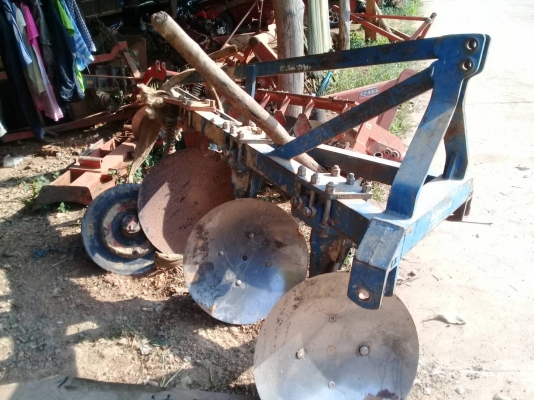 ขายรถไถ FORD 6610 AT 2 เพลาสภาพเดิมๆเอกสารทะเบียน