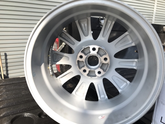 ล้อป้ายแดง Mazda CX-5 ขอบ17 สวยเนียน ล้อป้ายแดง Mazda CX-5 ขอบ17 สวยเนียน