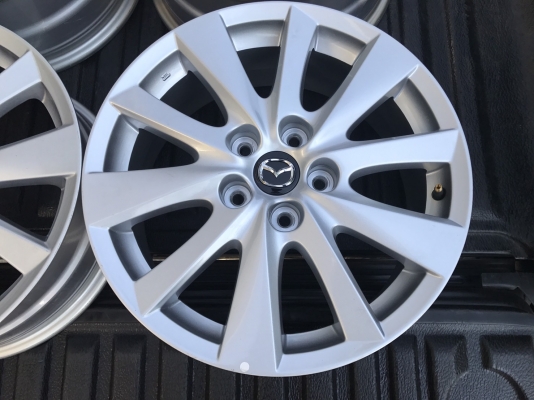 ล้อป้ายแดง Mazda CX-5 ขอบ17 สวยเนียน ล้อป้ายแดง Mazda CX-5 ขอบ17 สวยเนียน