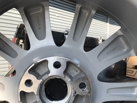 ล้อป้ายแดง Mazda CX-5 ขอบ17 สวยเนียน ล้อป้ายแดง Mazda CX-5 ขอบ17 สวยเนียน