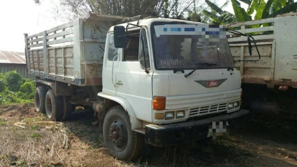 ขาย 485,000 HINO F18.วางเครื่อง HO7D.195แรงสโลยก.ดั้ม หัวบาง ยางดีคัด ซีสวย รถอยู่.หนองคาย 090-772-3 ขาย 485,000 HINO F18.วางเครื่อง HO7D.195แรงสโลยก.ดั้ม หัวบาง ยางดีคัด ซีสวย รถอยู่.หนองคาย 090-772-3
