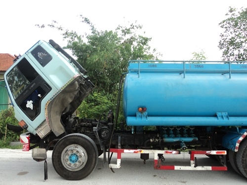 ขายรถน้ำมัน 10 ล้อ 15,000 ลิตร 5 ช่อง ขายรถน้ำมัน 10 ล้อ 15,000 ลิตร 5 ช่อง