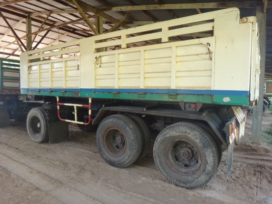 ขายด่วน รถสิบล้อสองเพลาดั้มพ์ พ่วง  แม่-ลูก   ISUZU  DEGA 270 ปี  46    พร้อมใช้งาน