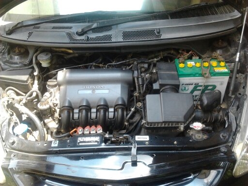 ขายดาวน์ Honda Jazz 04 IDSI ติดแก๊ส ประหยัดดี