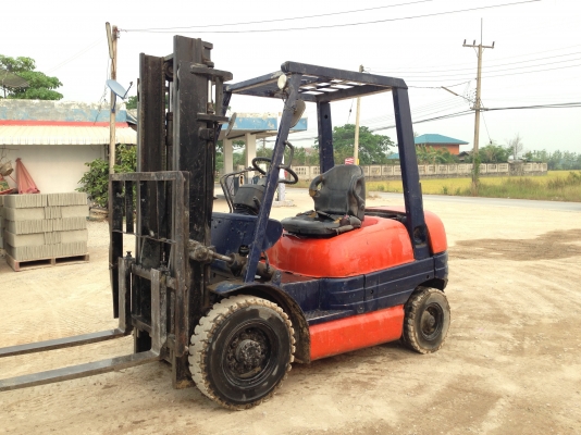 ขาย ! รถฟอร์คลิฟต์ TOYOTA รุ่น 6 2.5 ตัน เครื่องดีเซล 2 Z