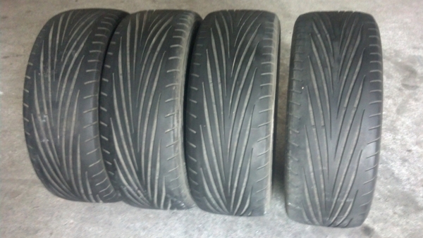 ยางกู๊ดเยียร์อีเกิลเอฟวัน 215 50 17