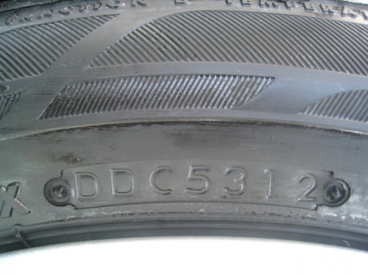 ขายล้อแม็กเดิม mitsu mirage 14"x4.5" et 46 4รู100 +ยางปี12 (081-3747940)