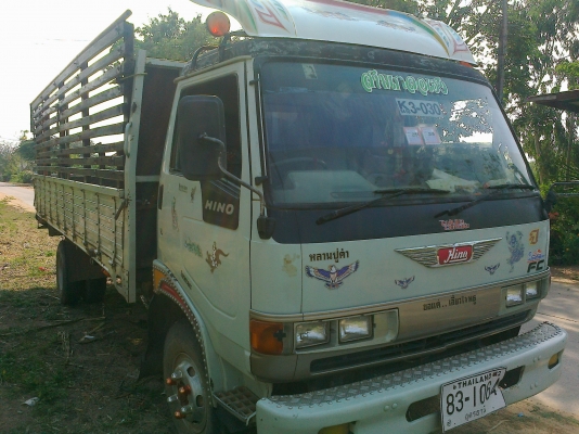 สมาชิกชาวทรัคจาก จ.อุตรดิตถ์จองแล้วครับ. ขาย HINO  FC2W  120 แรง  ปี 36