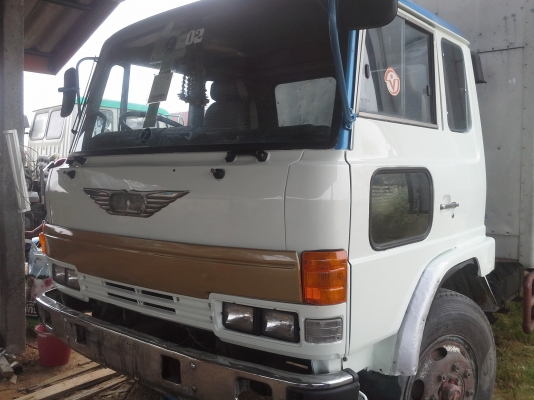 6 ล้อยาว 7.20 เมตร. ทำสีหัวใหม่ เบาะใหม่ รถเช็กใหม่ทั้งคันใช้งานได้เลย 6 ล้อยาว 7.20 เมตร. ทำสีหัวใหม่ เบาะใหม่ รถเช็กใหม่ทั้งคันใช้งานได้เลย